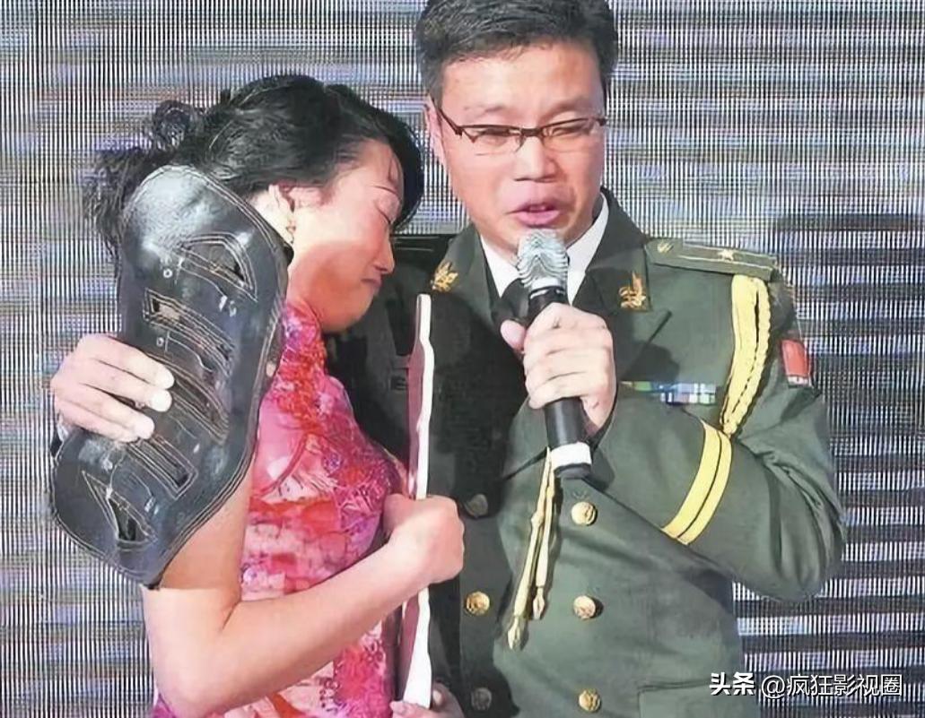 台上老实人，幕后“撒谎精”，这4位男明星一直在扮猪吃老虎