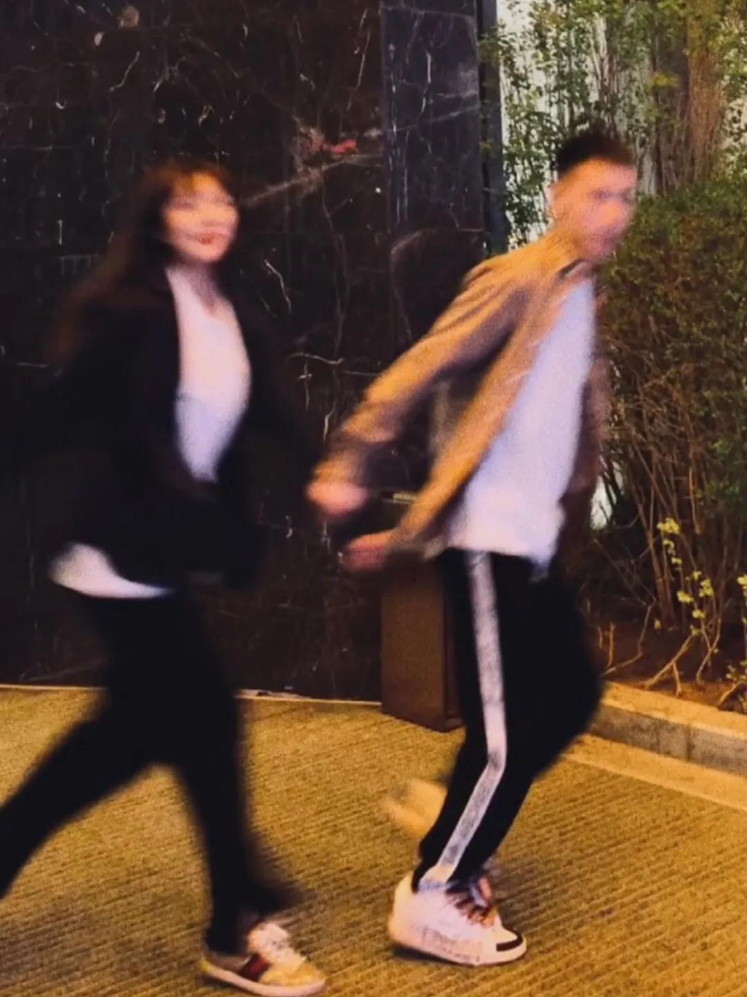 我很想你但我不会说背景图,情侣专用背景图一张