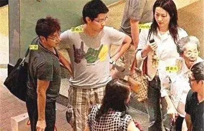 谭咏麟校长人生经历,谭咏麟曾经的校长