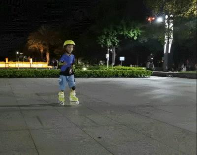 轮滑鞋儿童初学者穿戴,轮滑鞋儿童初学者酷骑