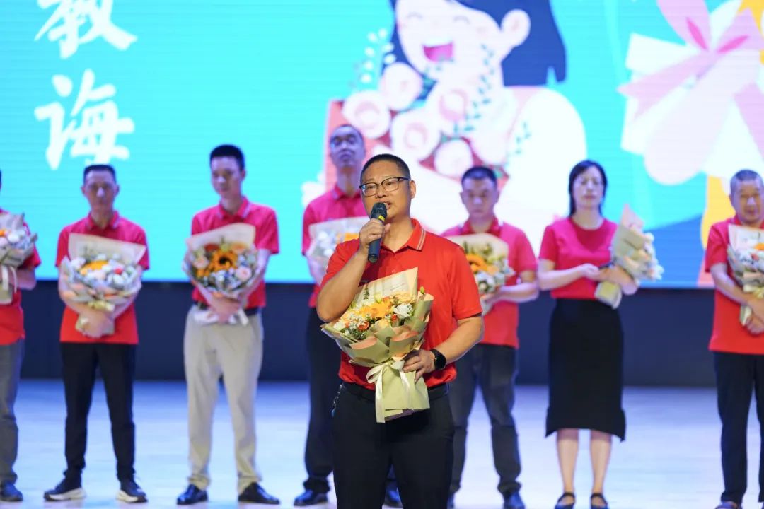 重庆市江北中学毕业典礼|情系江中青云万里