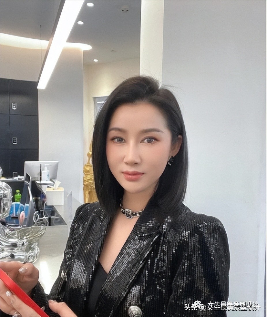 女生又酷又飒齐肩发打理,齐肩短发内扣优雅酷飒发型