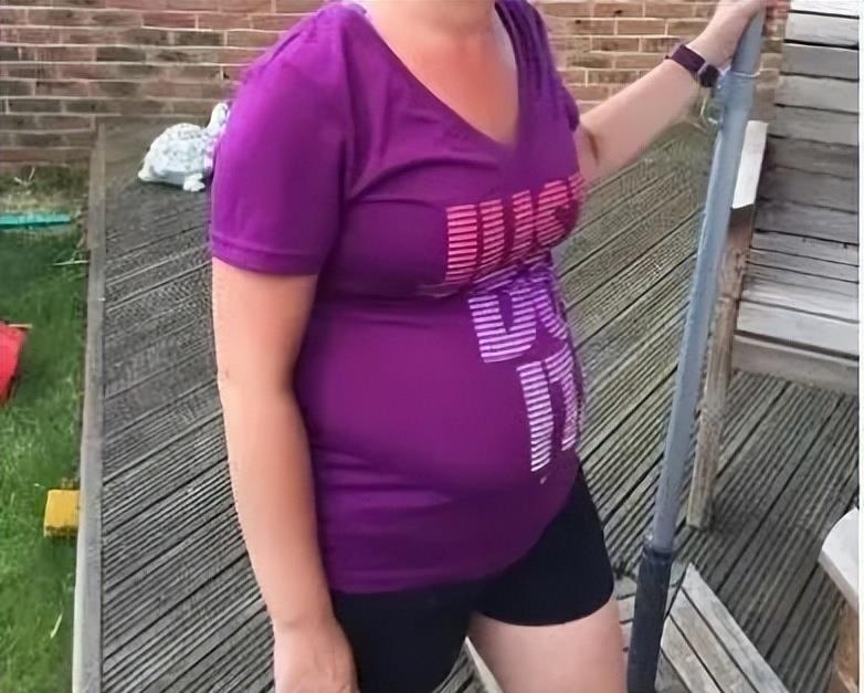 何洁减肥成功90天减重30斤,何洁产后减肥成功案例