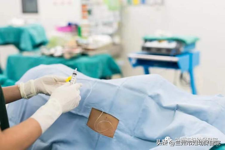 分娩体验和真正的生孩子的疼痛,生孩子痛到没办法配合医生