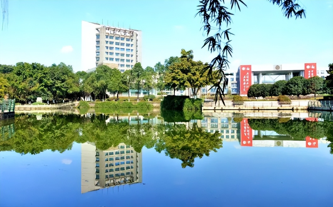 西南石油大学的校训与精神,实力突出双一流西南石油大学