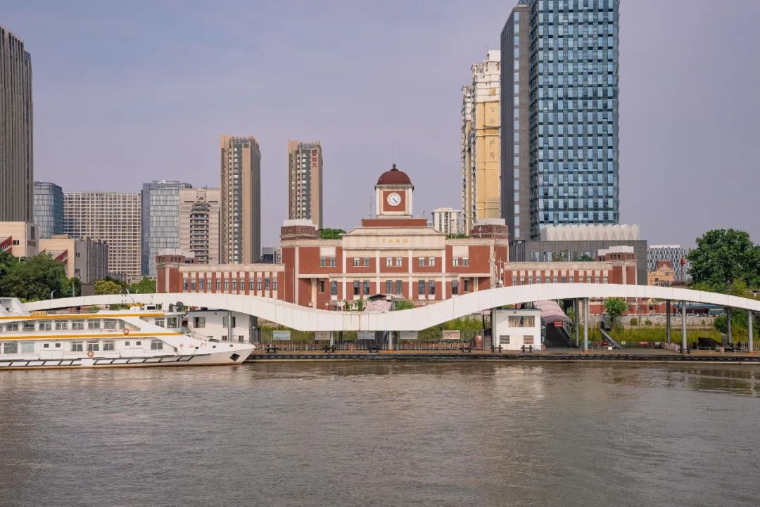 南京哪里好玩晚上本地人去的,南京本地人才知道的好玩的