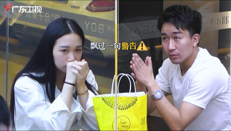 用照片威胁前任女友,女友被前任拿照片威胁