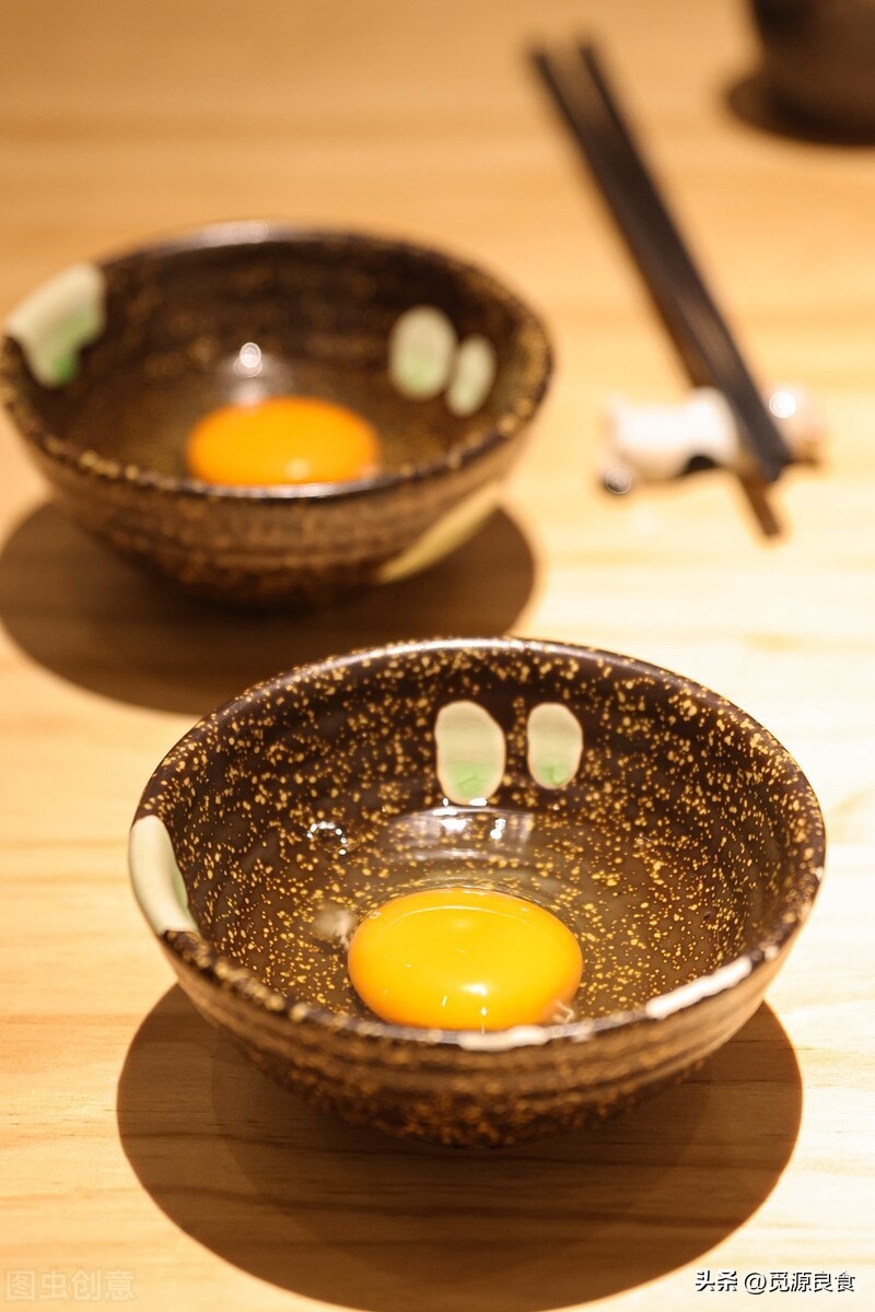 日本的生鸡蛋拌饭是无菌蛋吗,日本人学生吃无菌鸡蛋拌饭不说话