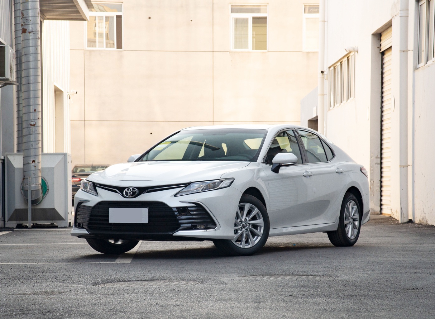 23款凯美瑞领先版2.0今天报价,22款领先版凯美瑞试驾