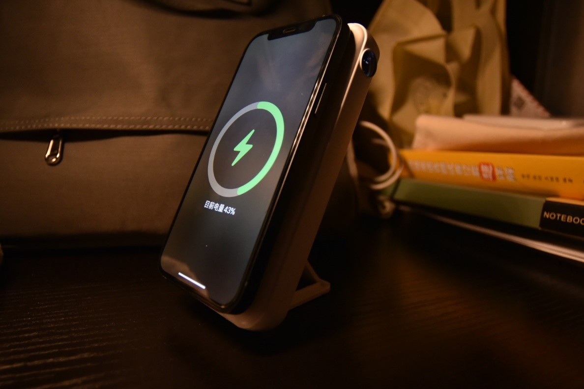 iwalk超薄无线充电宝,iwalk超薄磁吸充电宝