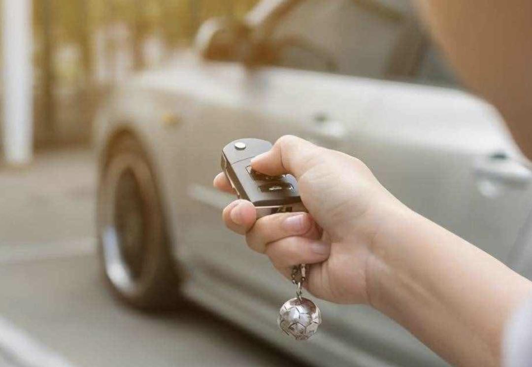 车里睡觉防盗常识有哪些,夏季需要注意哪些汽车小常识