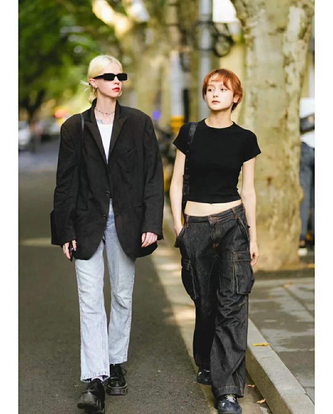 上海街拍穿搭最新,上海时尚老人街拍