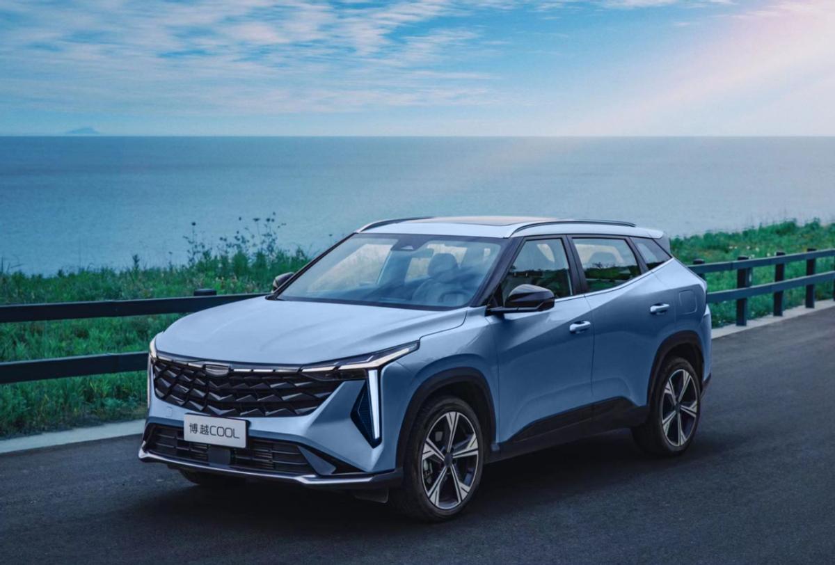 逍客和博越pro哪个省油,试驾吉利博越对比逍客