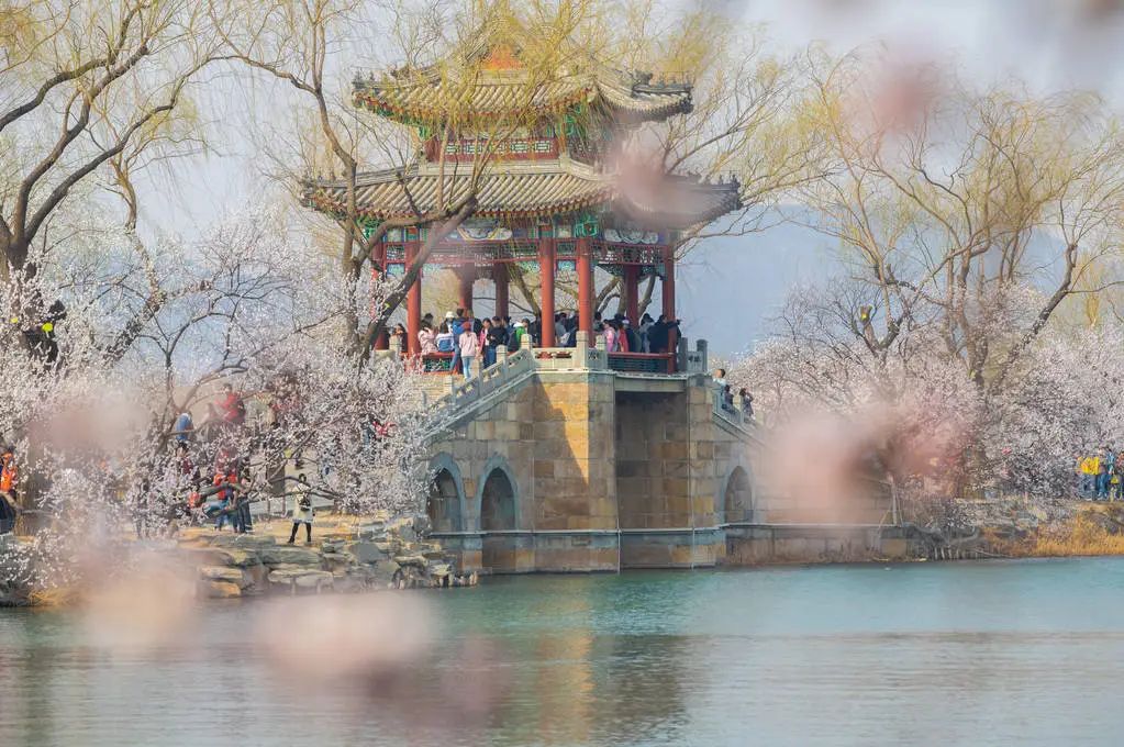 40首诗代表40座城市,45座城市45首诗词说尽古都韵味