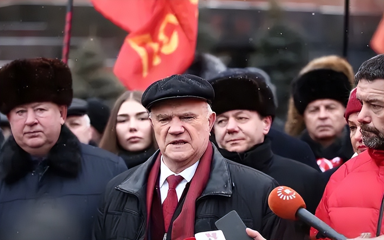 久加诺夫：叶利钦忌惮的对手，竞选俄国总统常年老二，很赞赏中国