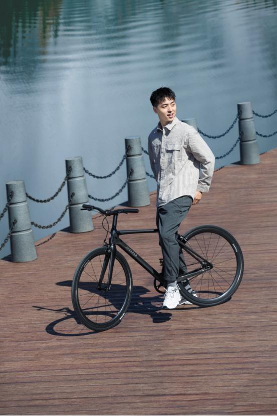 小米运动自行车,小米众筹碳纤维自行车