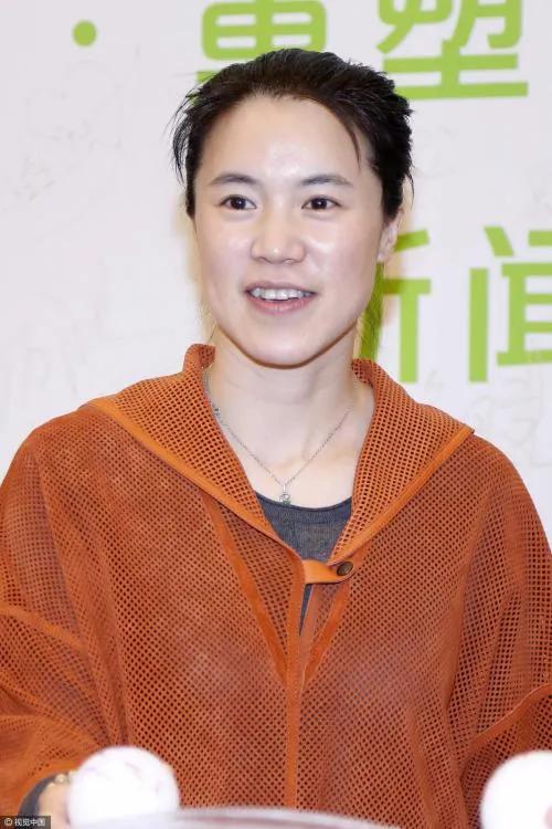 国乒女队王楠,王楠张怡宁女乒团体比赛视频