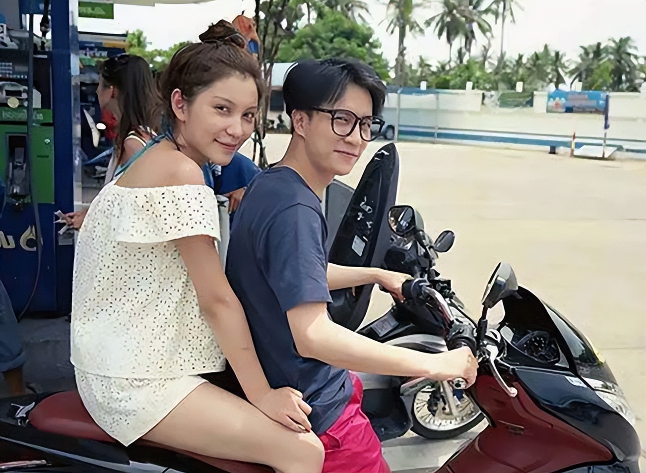 网红湾湾和李易峰,湾湾网红李易峰