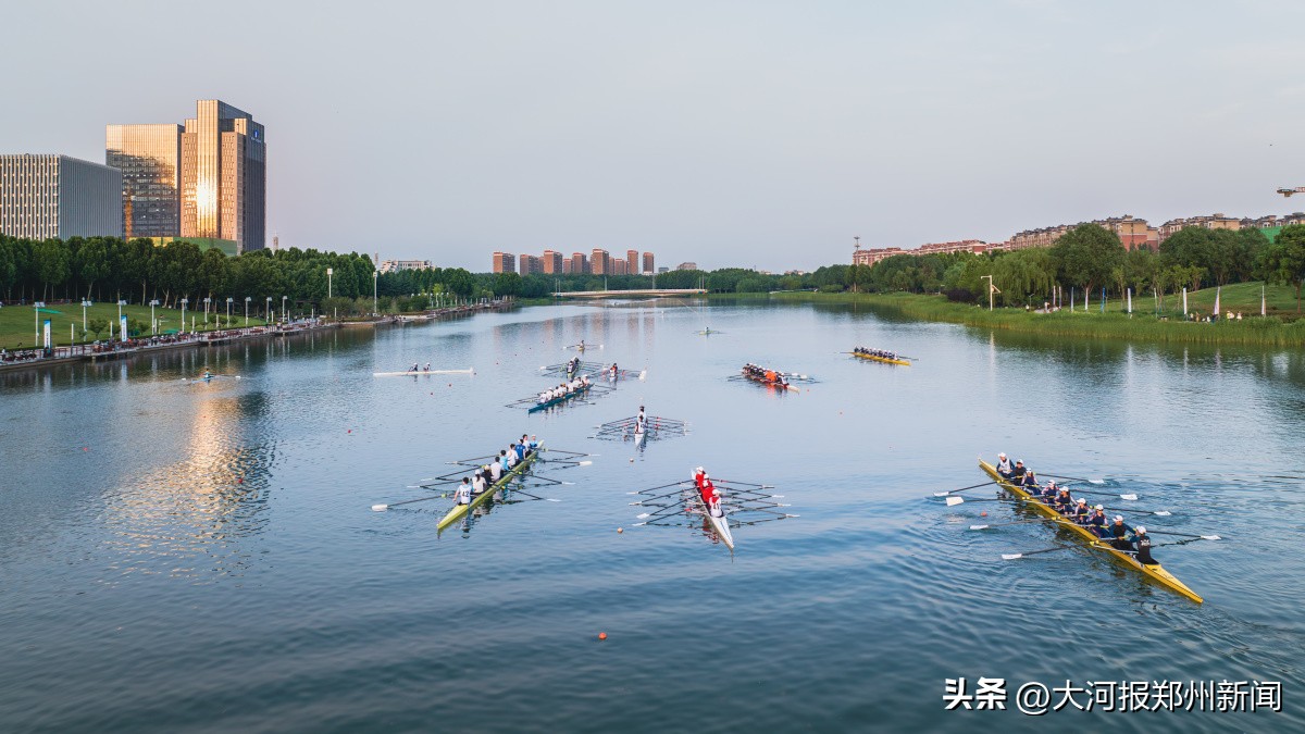 龙子湖高校赛艇挑战赛,赛艇队在龙子湖