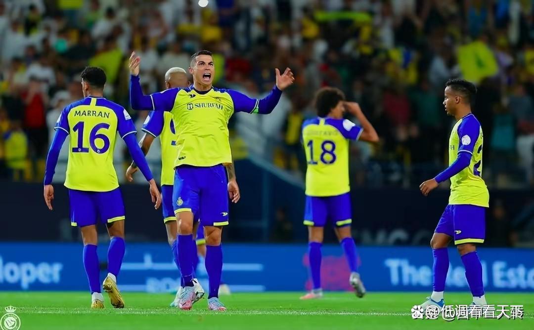 c罗五大联赛最后一个任意球,c罗梅开二度精彩进球助球队逆袭