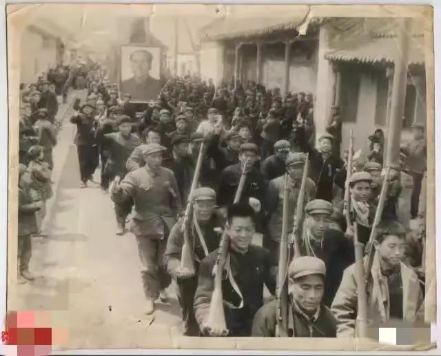 忆母恩悼念图片,戏曲民间悲曲忆母恩