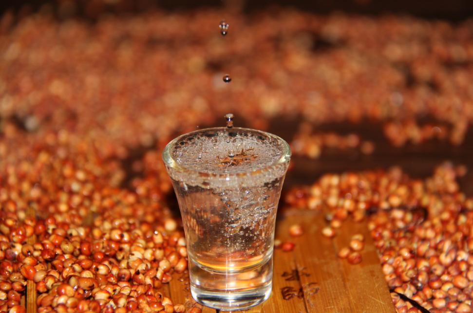 为什么散酒比瓶装酒更好喝呢,散酒和瓶装酒的区别