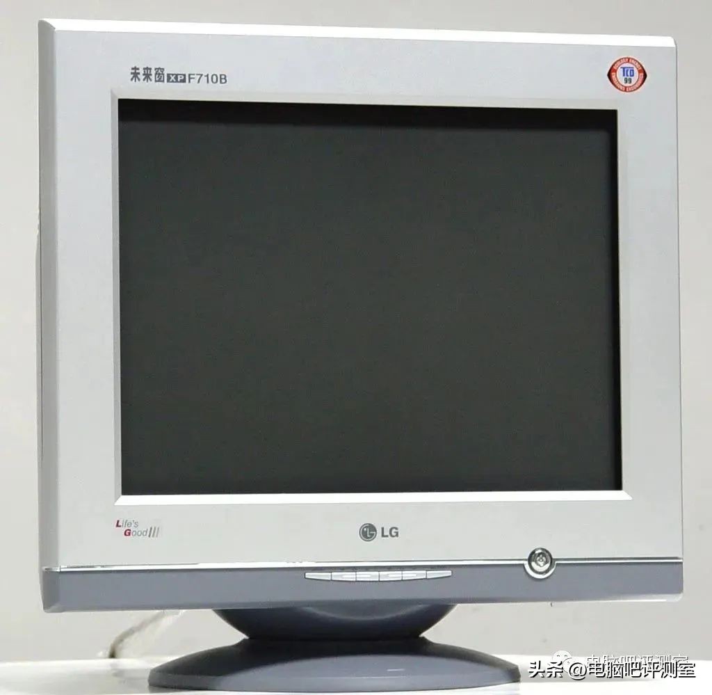 几年前的主流配置,两年前的顶级配置