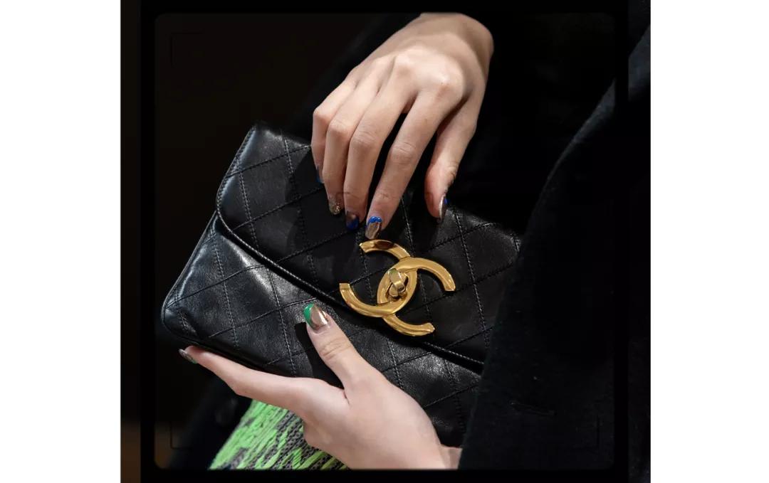 香奈儿包包必入十款超便宜,香奈儿流浪包古着包