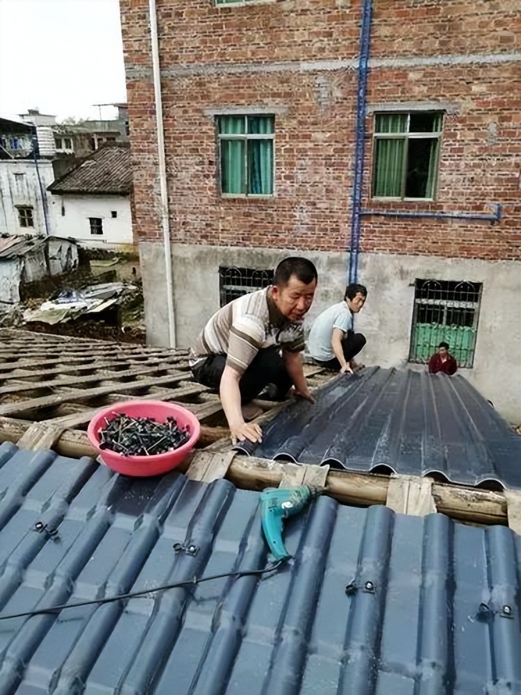 违规加盖房屋强制拆除的最新政策,旧房翻建加盖属于违建吗