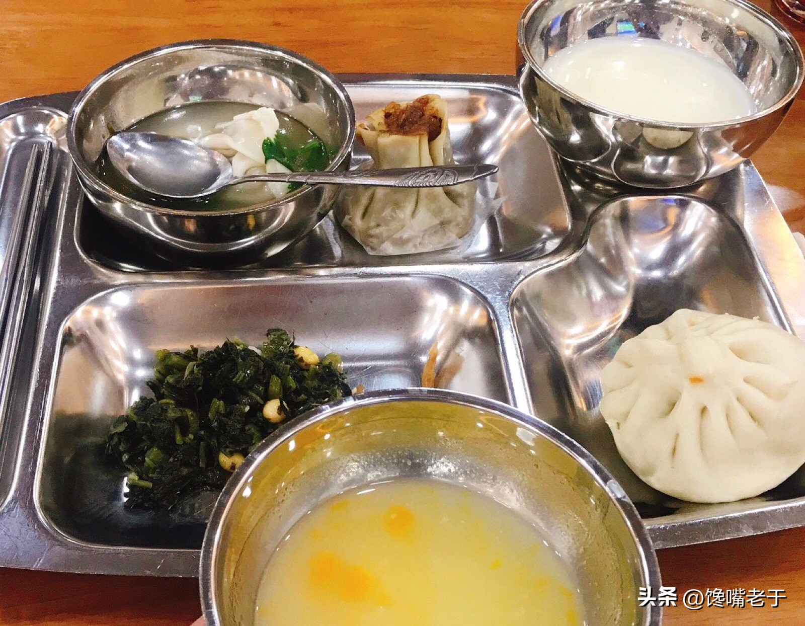 江苏一女子月薪3000晒出食堂伙食,女子月薪2600不辞职