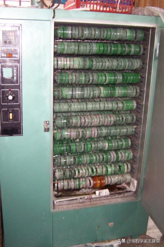 珠宝鉴定师王建泉,翡翠的优化处理及鉴别技巧是什么