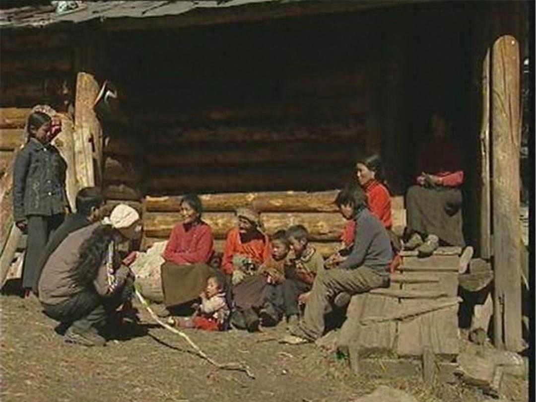 四川发现3米高“药丸”直立行走，爱吃猪油，能跳过5米深的沟