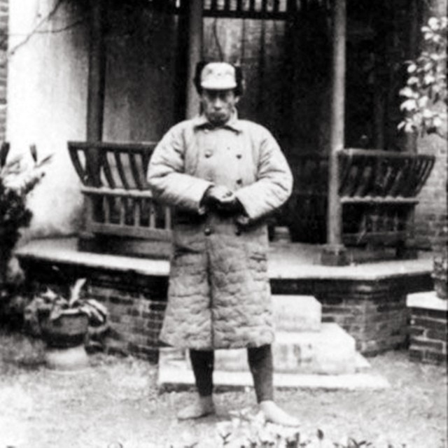 1934年长征前,陈毅找到*德朱**:我还要指挥作战,请不要把我留下