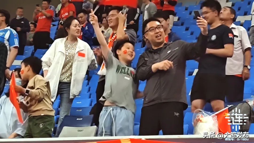 完胜！完美！这就是足球城