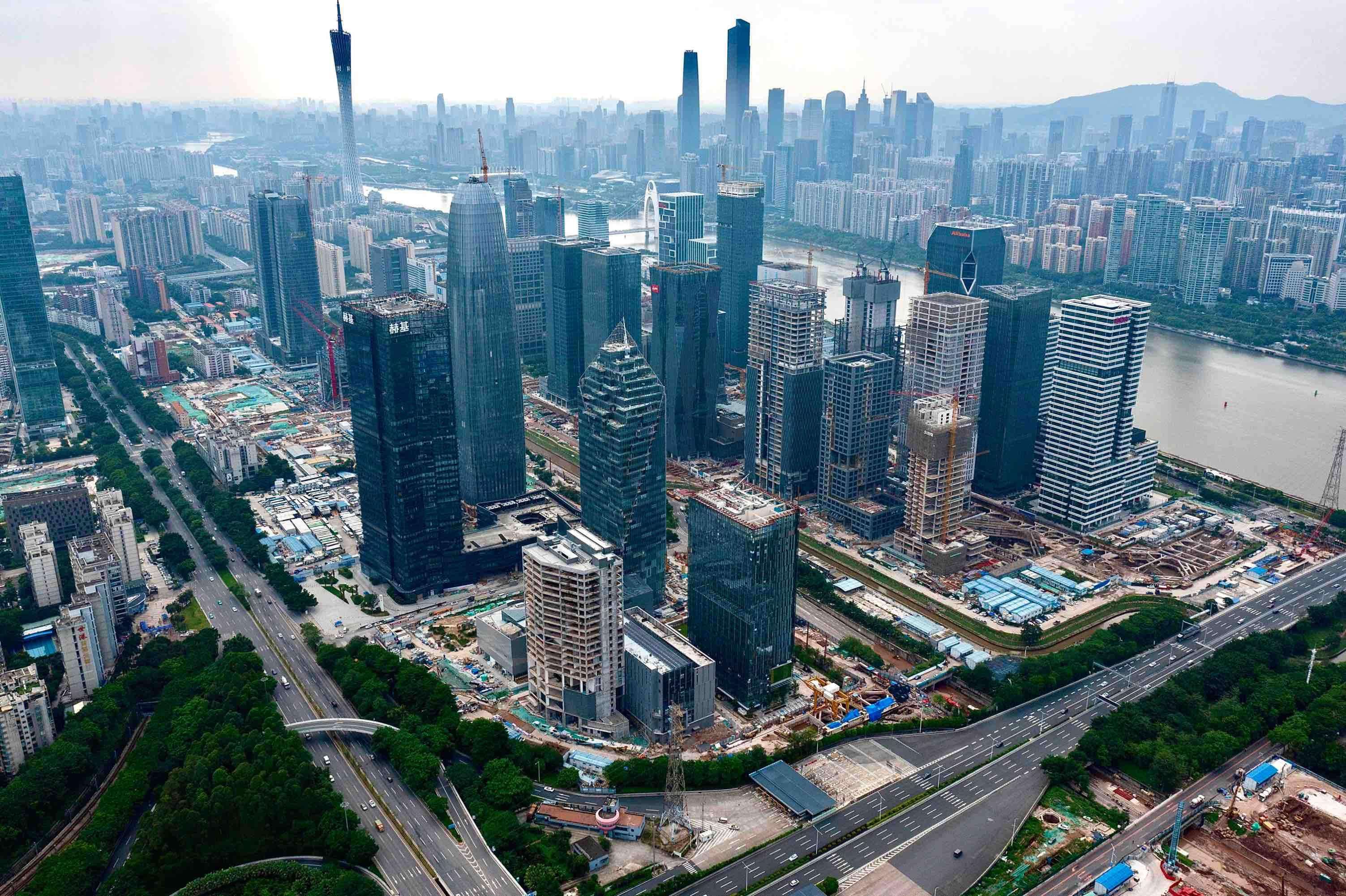 迷茫中毕业生该选择什么城市,最适合毕业生打拼的六大城市