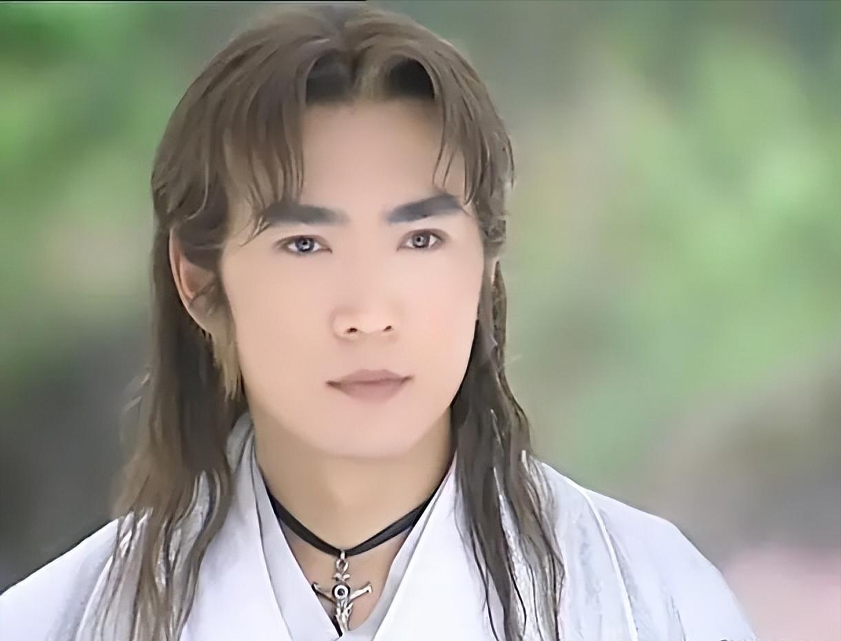 曾经有三位大神大闹过天庭,大闹过两次天宫的孙悟空有几个