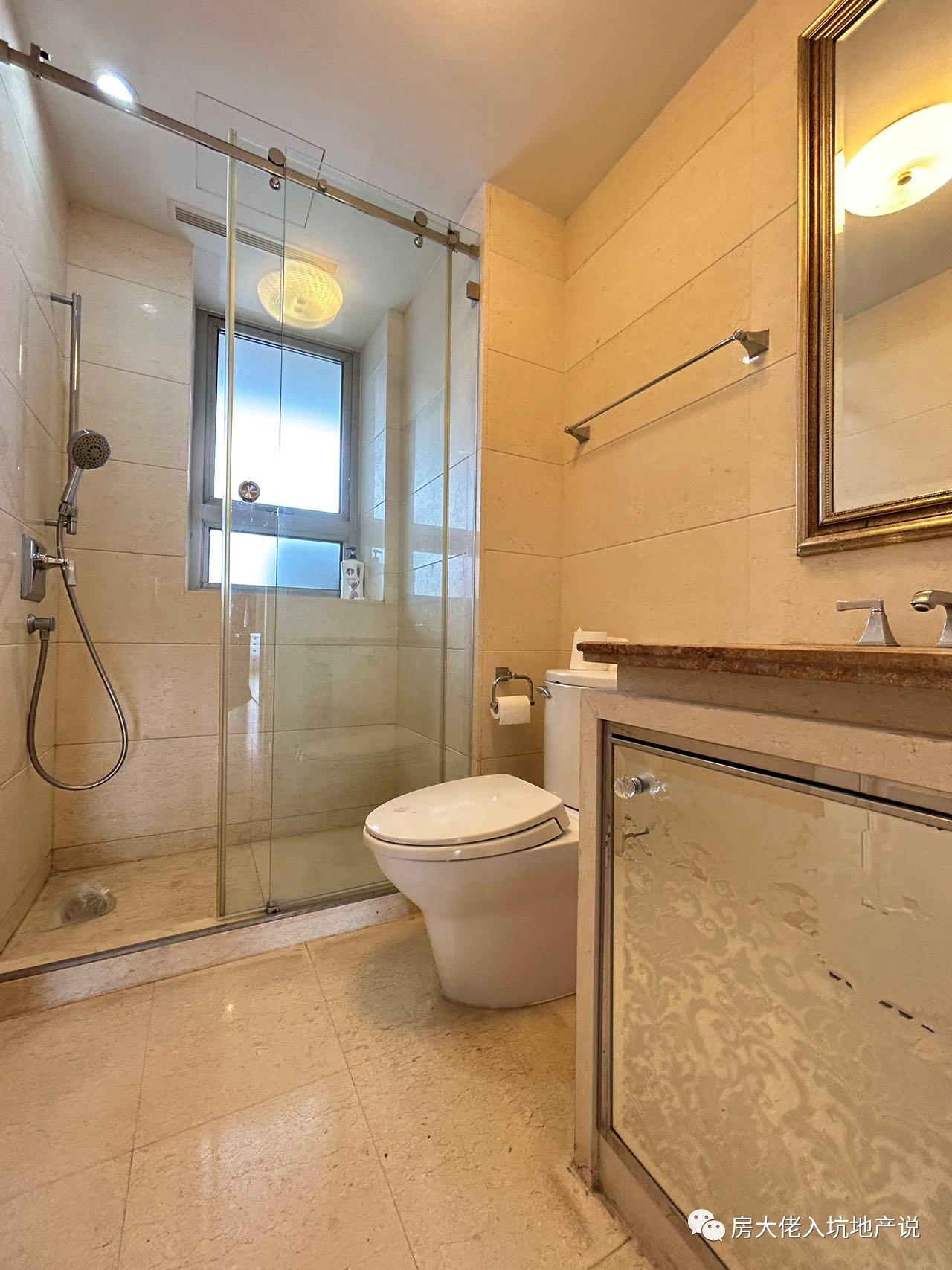 融创滨江壹号院平层江景房还卖吗 (中山南一路500弄 融创滨江壹号院)