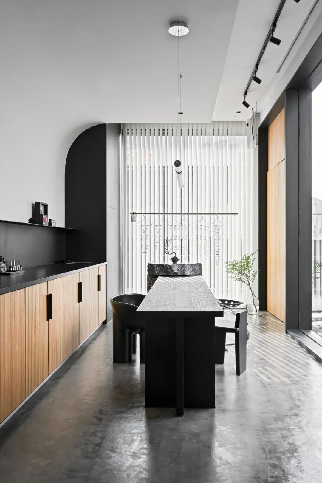 复核场域：INVOLUTIONARTNAIL|悟塬空间设计