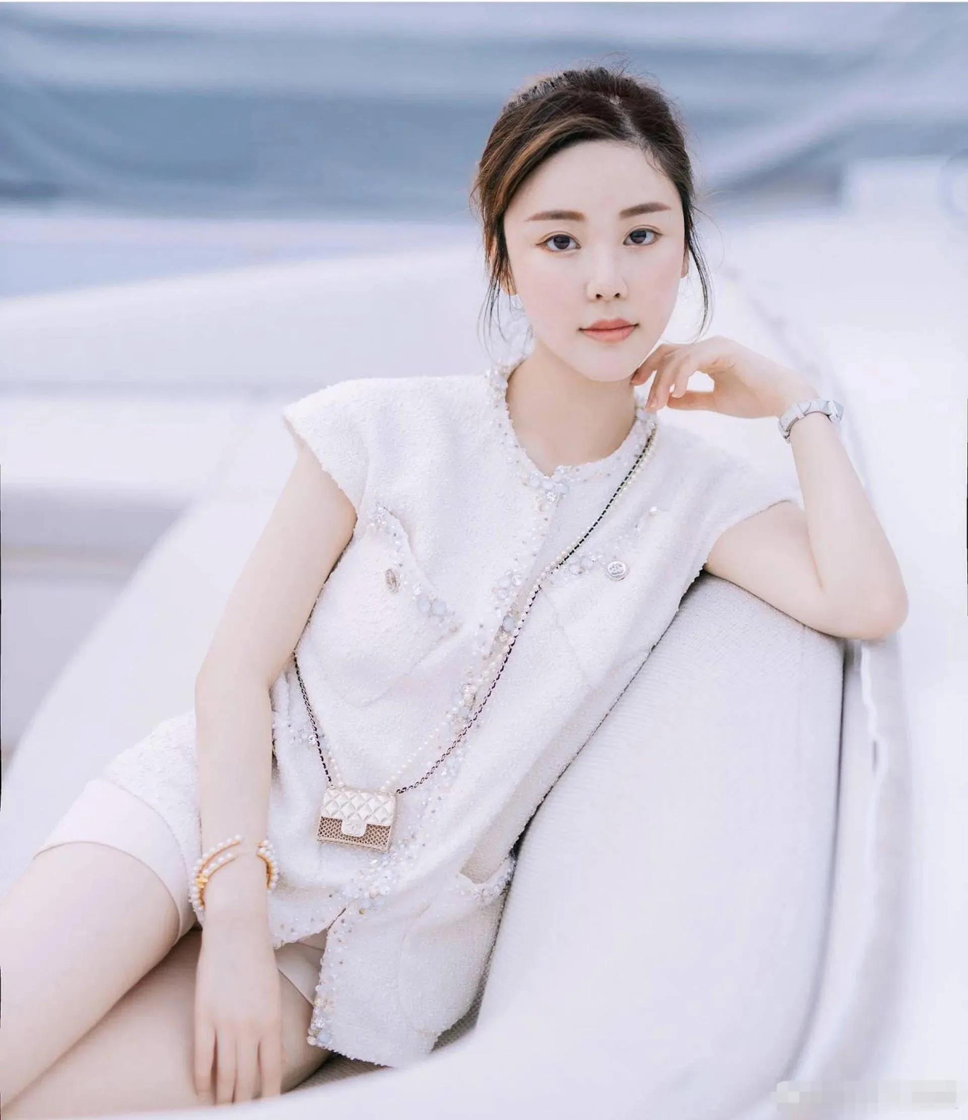 宁给君子提鞋不给小人出谋划策,宁给君子提鞋不和小人同财的句子