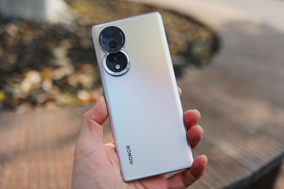 荣耀90对比opporeno10哪个拍照强,荣耀90对比opporeno9