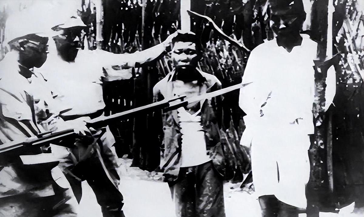 李莲英和慈禧真实照片,慈禧真人照片对比