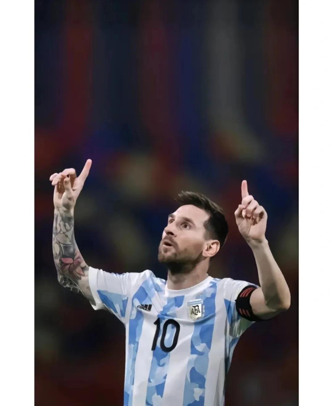 从小侏儒症的梅西，靠努力和天赋改写命运