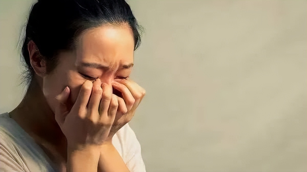 一个34岁离婚女人的自述:说实话,会赚钱的女人是不稀罕男人的