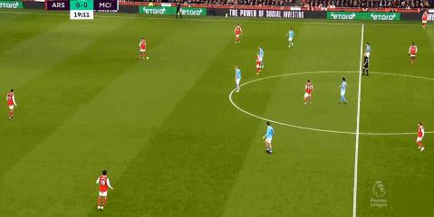 瓜迪奥拉输给穆里尼奥之后,曼城师徒对决