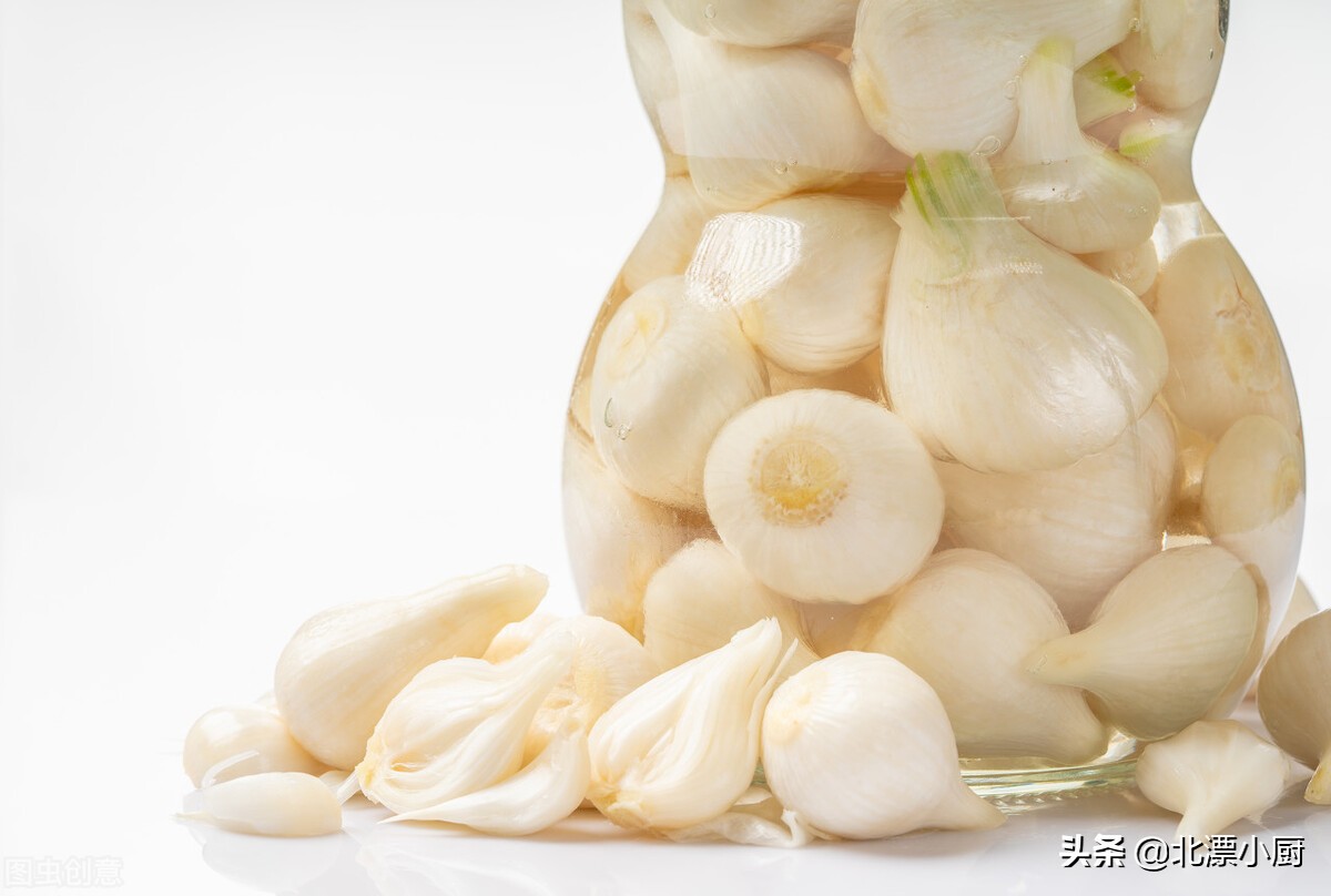 腌糖蒜放些什么调料,腌糖醋蒜都放什么佐料