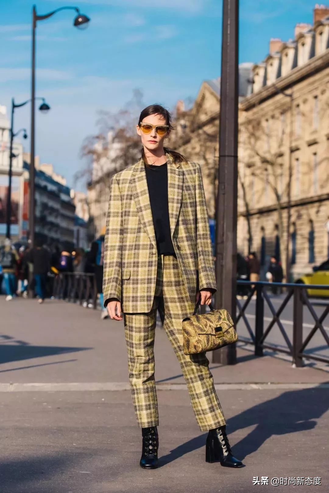 格子元素高级穿法这么搭配挺潮流,日常格子穿搭系列女生必看