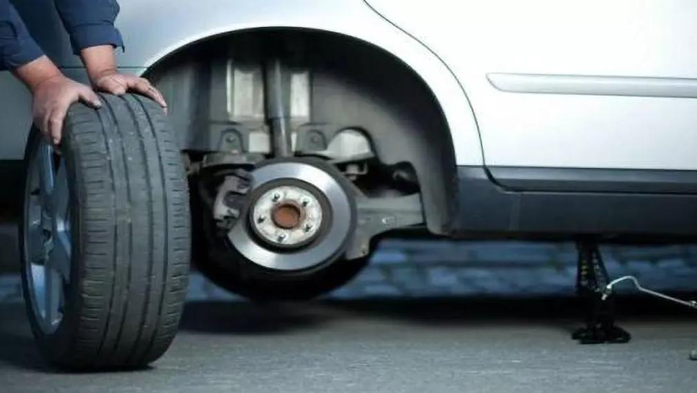 汽车保养除了换机油还有哪些要做,汽车保养换机油要准备什么