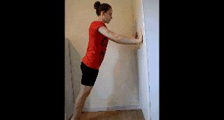 明明是全身最性感的身材线条，你却把它看成肋骨外翻？