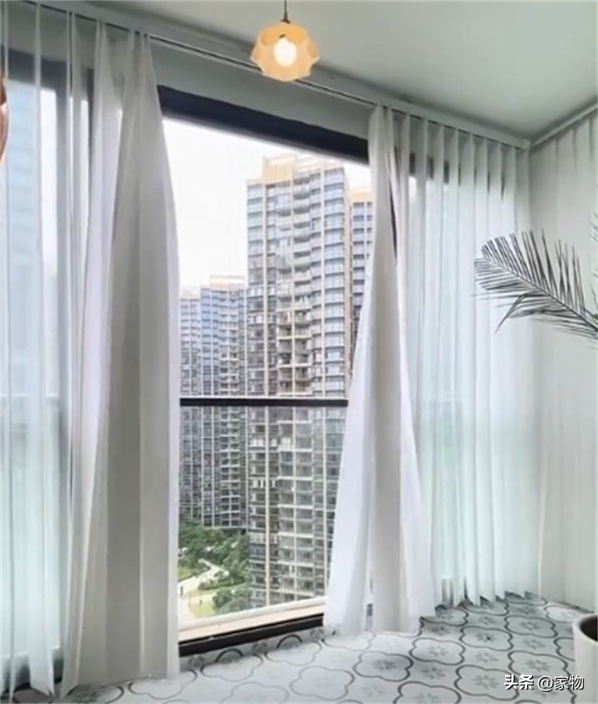 为什么不建议落地推拉窗封阳台,现在推拉门封阳台