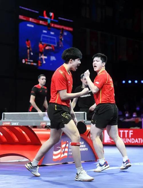 椹緳绮惧僵闇告皵澶哄啝鏃跺埢璁╃悆,椹緳璁╃悆鐜嬫閽︿笂鐑悳